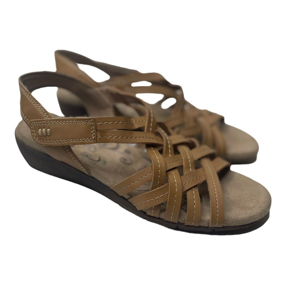 BareTraps Fairen Women’s Wedge Sandals